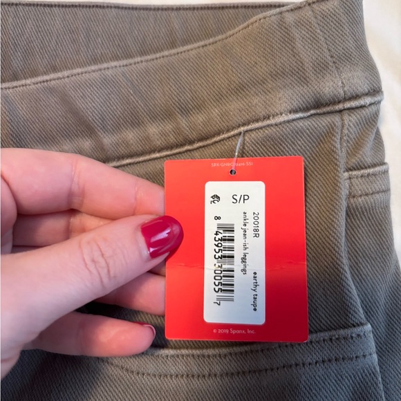 NWT Spanx Gray Skinny Legging Jeans - Picture 2 of 4